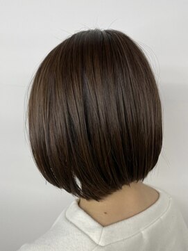 ビルド(build) 【小顔】ショートボブ×グレーベージュ/新越谷 南越谷