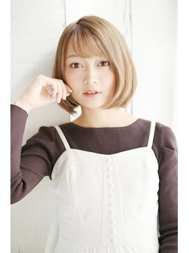リーニアプラスエヌ(LINHA +n) 20代30代40代　ハイトーン艶々ボブ【長浜】