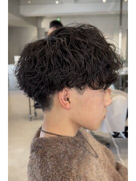 ザ サードヘアー 柏(THE 3rd HAIR) 刈り上げ　ツーブロック　波巻き