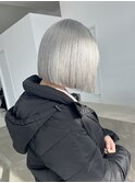 ホワイトシルバー/10代20代ハイトーンカラーツヤ髪スタイルボブ