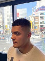 ミリオンバックス 上野(Million Bucks) クロップスタイル