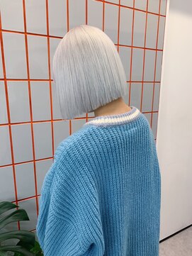 ペレ 渋谷(PELE) 斜めバング/グレージュカラー/デザインカラー/渋谷/渋谷駅