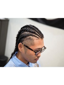 リヴ ヘアワークス(LiVE HAIR WORKS) コーンロウ