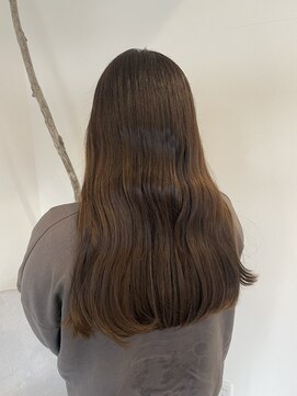 オーシー 四ツ井店(O'sea) ナチュラルベージュ