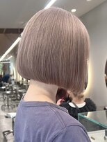 ソル ジングウマエ(SOL JINGUMAE)&nbsp;ミルクティーベージュダブルカラーインナーカラーショートボブ
