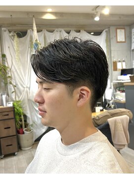 マノハル(MANOHARU) ツーブロック/刈り上げ/センターパート