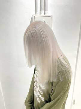 ミュー(Mu) ホワイトカラー　ハイトーンカラー