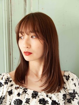 アマリス(Amaris) セミロングレイヤー20代/30代/40代/50代/庭瀬