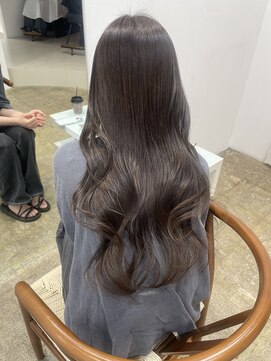 フィット ヒュー 千葉(fit hue) 黒髪/オリーブグレー/ココアベージュ/小顔/クラゲヘアー【千葉