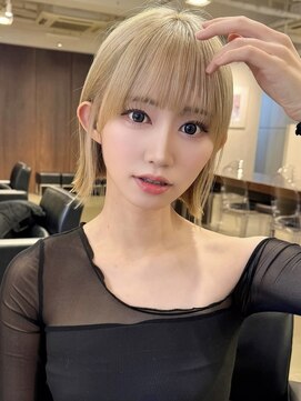 アビー(ABBEY3) シースルミニマルボブショート顔まわり外ハネ切りっぱなしボブ