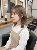 透け感ベージュミディ