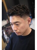 MEN’S/リバースセンターパート/ニュアンスパーマ