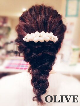オリーブ(OLIVE) 【オリーブ】大人気三つ編みアレンジ