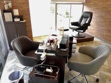 シーソー(Sea Saw)の雰囲気(ネイルブース併設サロンです☆)