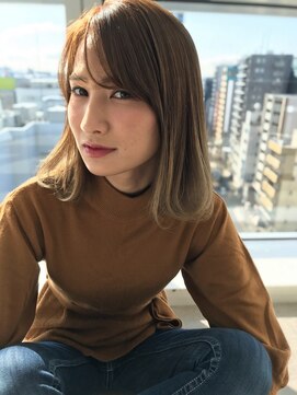 ラカーロ(La CARO) La CARO インナーカラー/外ハネ/ケアブリーチ/ベージュby市橋