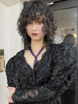 ヤド 原宿(YADO) ブリーチパーマ/ミディアムパーマ/ウルフパーマ