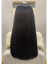 ロミバイリー(Romi by Lyee)&nbsp;ツヤまとまり髪質改善トリートメント