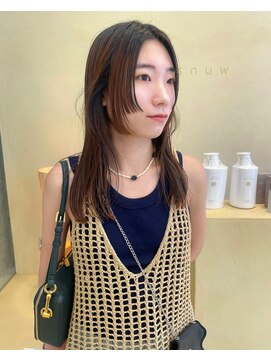 スニュウ(snuw) 【snuw mina】顔まわりポイントカット！/伏見/栄