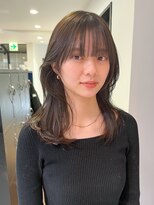 トレス(TRESS)&nbsp;セミロング　顔周りカット　艶髪　レイヤーロング　原宿表参道