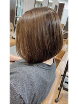 ヴィサージュクルー(VISAGE crew) 前下がりボブ×フォルムの崩れないカット