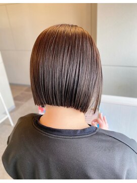 アーチテクトヘア(Architect hair by Eger) メテオカラー　オリーブグレー　切りっぱなし