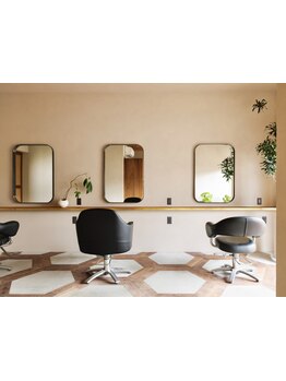 【30.40.50代に人気のサロン】ダメージレスにとことんこだわった施術×薬剤で美しい仕上がりに！