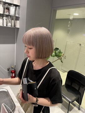 ヴァイス 新宿店(VAICE) ミルクティーベージュ