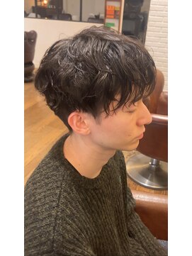 トライフ バイ アカラ(Trife by AKARA) メンズパーマ×スパイラルパーマ
