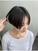 センターパートハンサムショートコンパクトショートくびれ