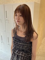 モエベル イズモ(MoeBell izumo)&nbsp;ベージュで柔らかいレイヤースタイル