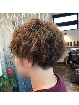 フルーリ(fleuri) メンズツイストパーマ