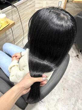 リーオオサカ(Lee Osaka) オフィスカラー×透明感ブラック/kana