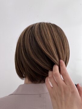 レオ 幸手(Leo) 20代30代40代髪質改善カラーナチュラルボブ透明感小顔