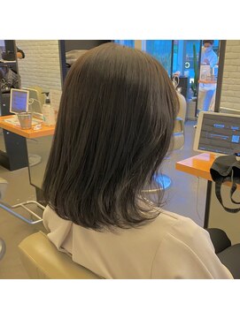 ディフィーノ 青山(DIFINO) SNS発信で流行★ワンホンボブ