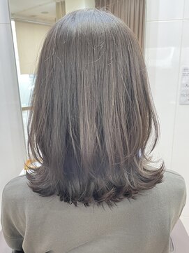 ムーア(MUA) 【MUA 札幌　馬場】くびれレイヤー×ミディアム