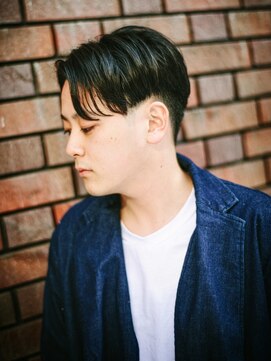 デフ(def) メンズ 韓流刈り上げ前下がりセンターパートヘア