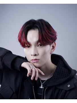 スキル(SKILL) センターパート/ニュアンスパーマ/メンズ縮毛矯正/パーマ落とし