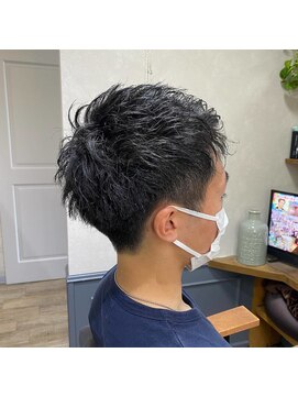 カミケン 清明店(kamiken.) 無造作スパイキーショート爽やか束感モテ髪【カミケン清明店】