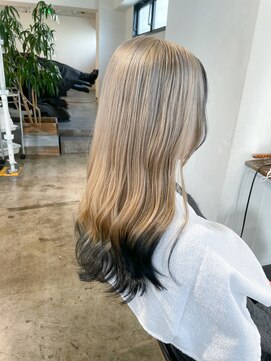 ニュート(Neut ) エンドカラーブラック/ミルクティーグレージュ/ハイトーンカラー