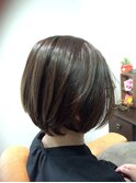 ショートボブ