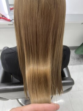 イオエ 心斎橋(ioe) 髪質改善トリートメント20代30代40代【プラチナ水素髪質改善】