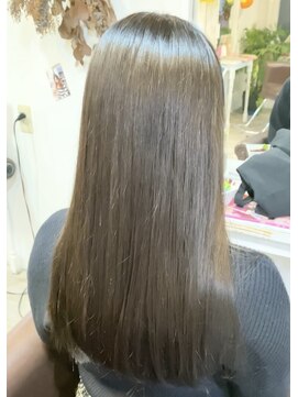 クッキー ヘアーアンドメイク(COOKIE Hair&Make) 【COOKIE】艶ストレート×ロング