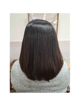 プララ ナチュラルストレート