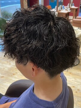 アルコ(Arco) 動きのある質感が魅力　無造作ナチュラルマッシュ