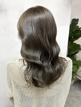 ワンラベストヘアオルシェット(One Lovest Hair olchette) まろやか艶オリーブグレージュ／自然な透明感ロング