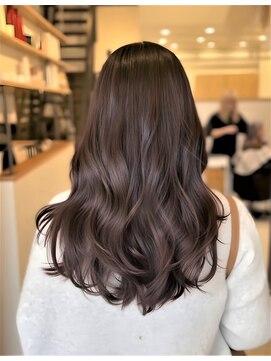 西尾市 美容室 で叶える艶感たっぷり暖色系カラー
