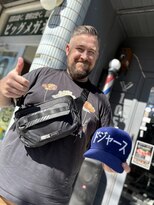 バッドバーバー 沖縄那覇(BADBARBER NAHA)&nbsp;バーバースタイル/フェードカット/サイドパート