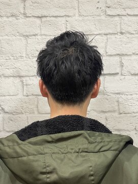 グレイスフル バーバープラチナム 六本木店(Graceful Barber platinum) ツーブロ束感アップバング