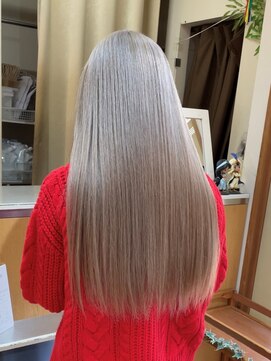 ヨハヘアガーデン(YOHA HAIR GARDEN) ◎ホワイトミルクティー　@shoki_yoha