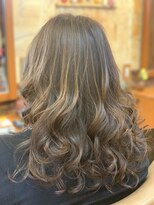 ヘアルーム アペジェ(hair room apaiser)&nbsp;ロングカールスタイル